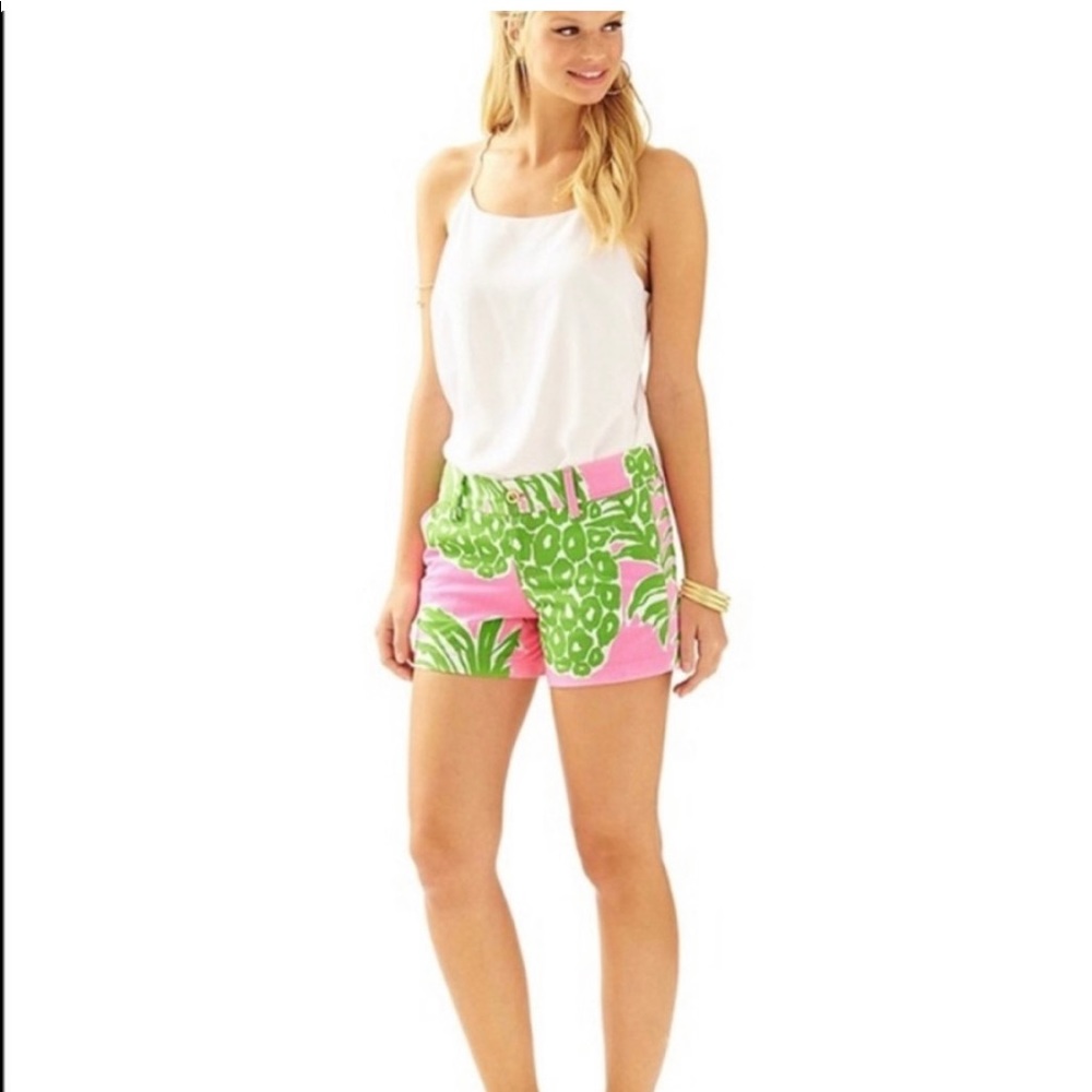 Lilly Pulitzer Callahan Pink Pout Flamenco Callahan Shorts In Pineapple Green
